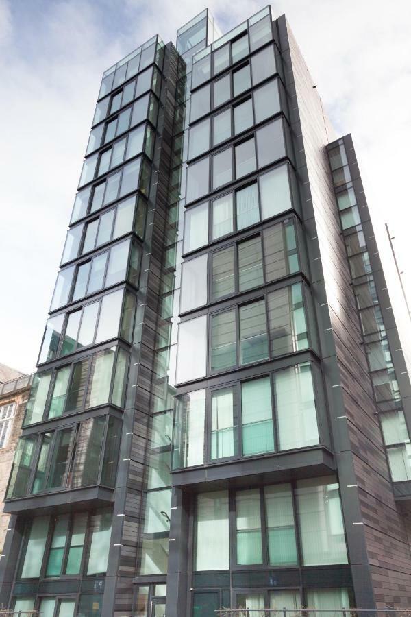 2 Bed Apartment At Quartermile Edimburgo Esterno foto