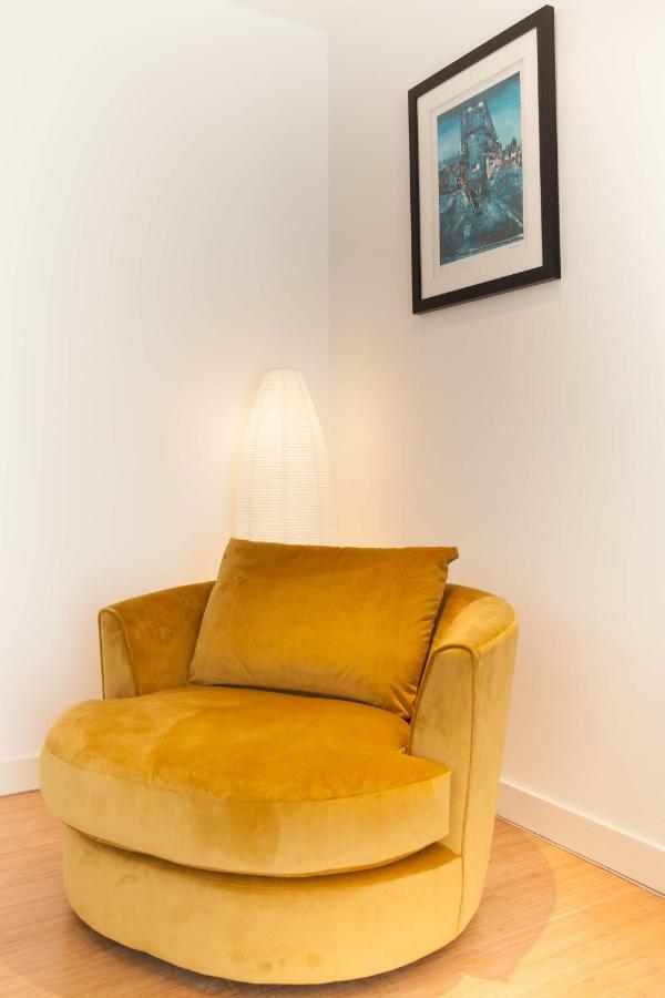 2 Bed Apartment At Quartermile Edimburgo Esterno foto