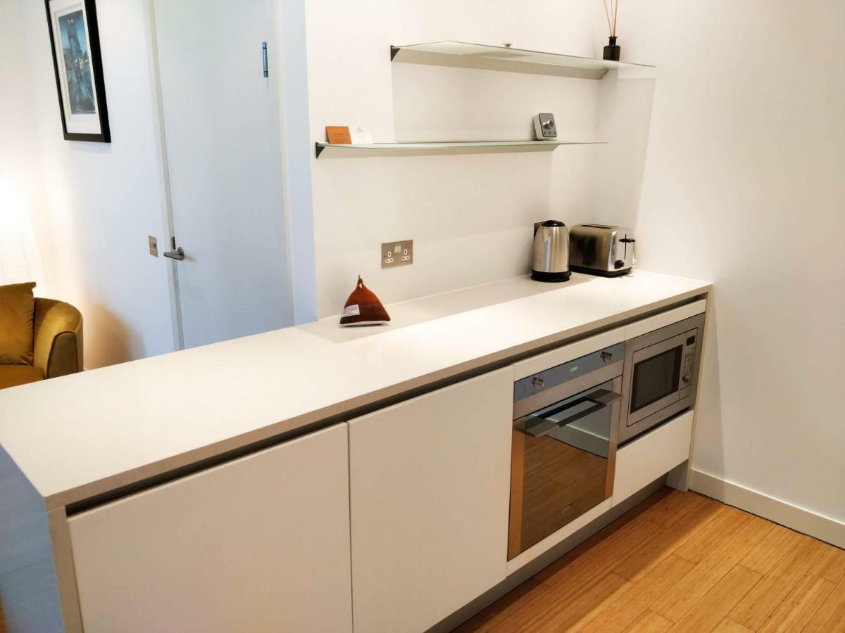 2 Bed Apartment At Quartermile Edimburgo Esterno foto